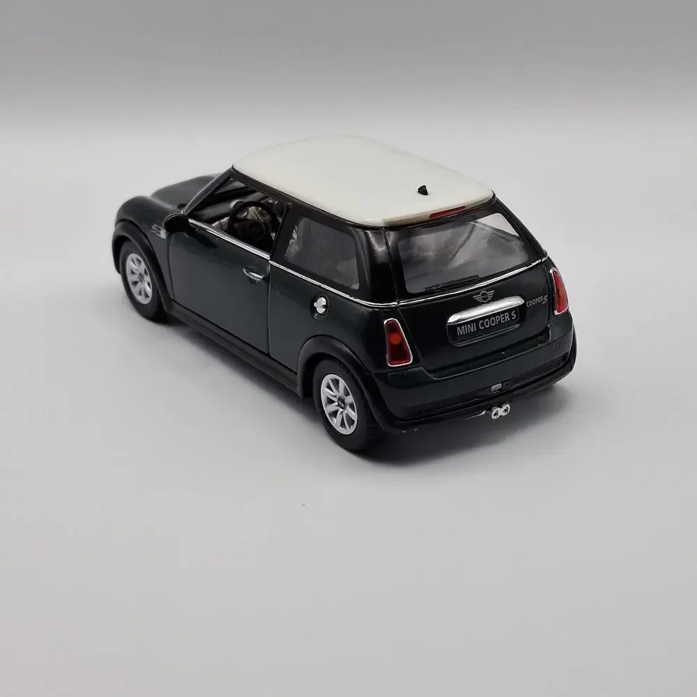 KinSmart Diecast 2-Car Bundle Mini Cooper S & 1962 VW Classical Bus As-Is/Flaws